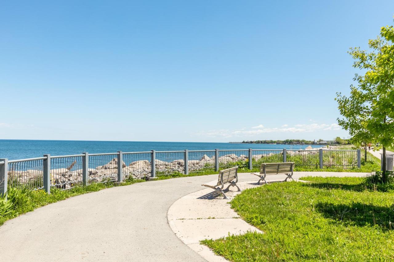 Modern Hamilton Homes Lake Ontario Shore By Globalstay מראה חיצוני תמונה