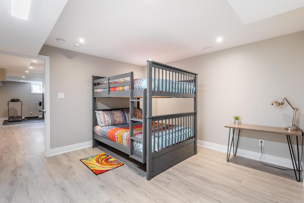 Modern Hamilton Homes Lake Ontario Shore By Globalstay מראה חיצוני תמונה