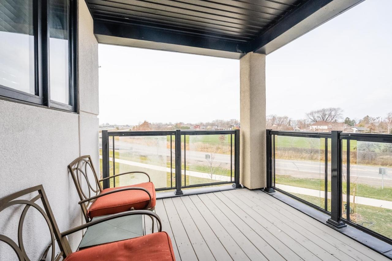 Modern Hamilton Homes Lake Ontario Shore By Globalstay מראה חיצוני תמונה